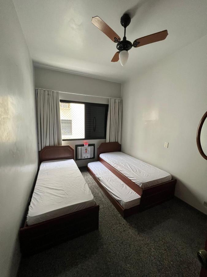 Apartamento No Guaruja Enseada A Beira Mar, Otima Localidade E Com Ar Condicionado Bagian luar foto